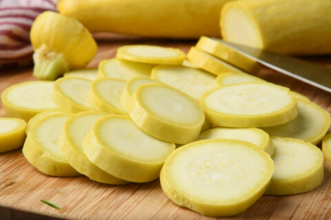 sliced summer squash