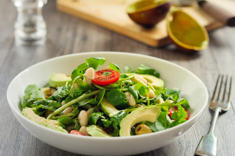 avocado and white bean salad
